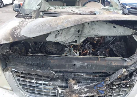 2004 Ford Freestar Limited из США, поврежденный, VIN 2FMDA58204BA42606